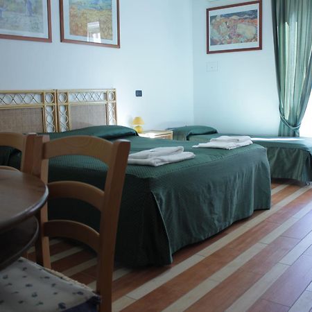 الشقق الفندقية Tourist House Roma المظهر الخارجي الصورة