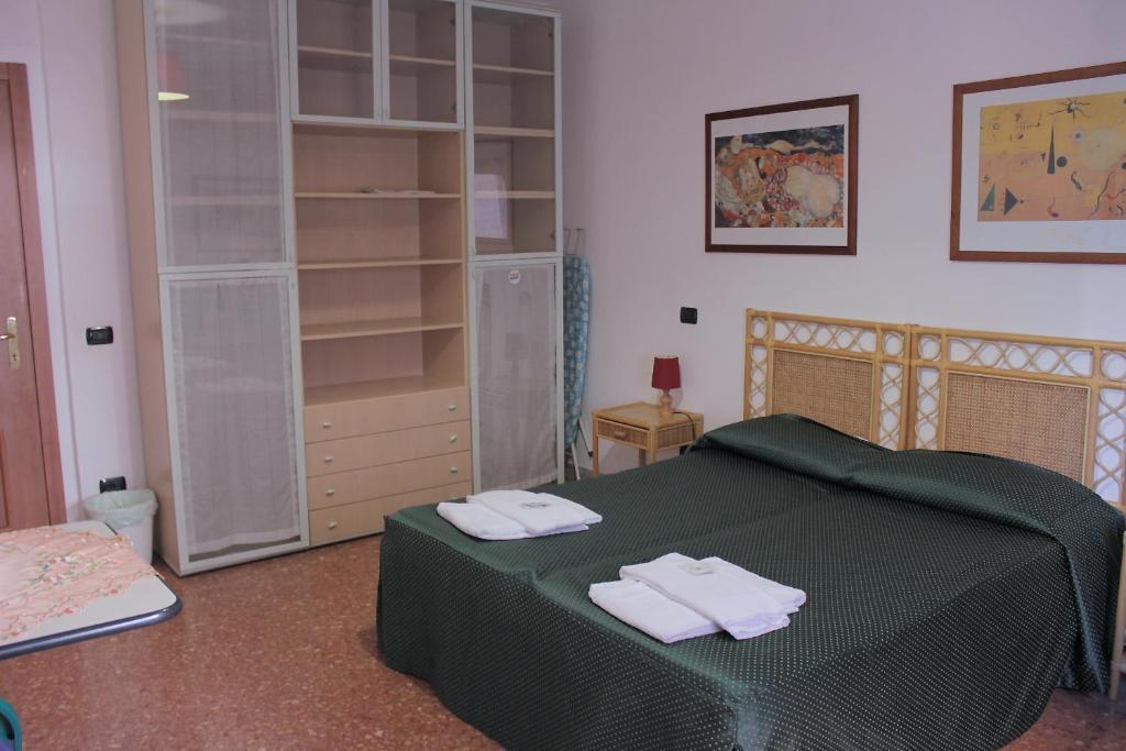 الشقق الفندقية Tourist House Roma الغرفة الصورة