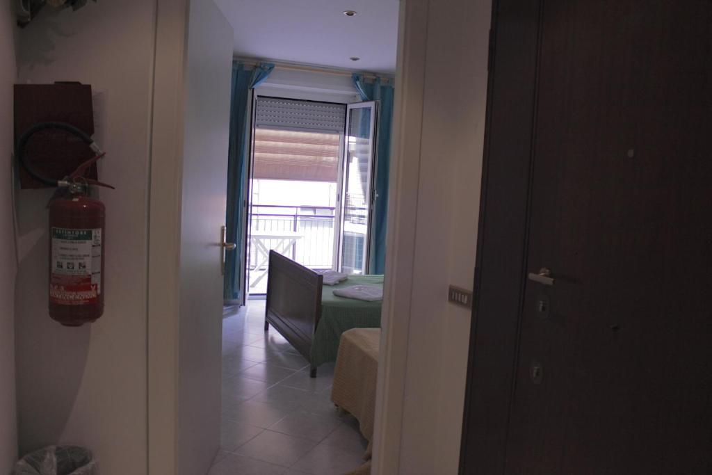 الشقق الفندقية Tourist House Roma الغرفة الصورة