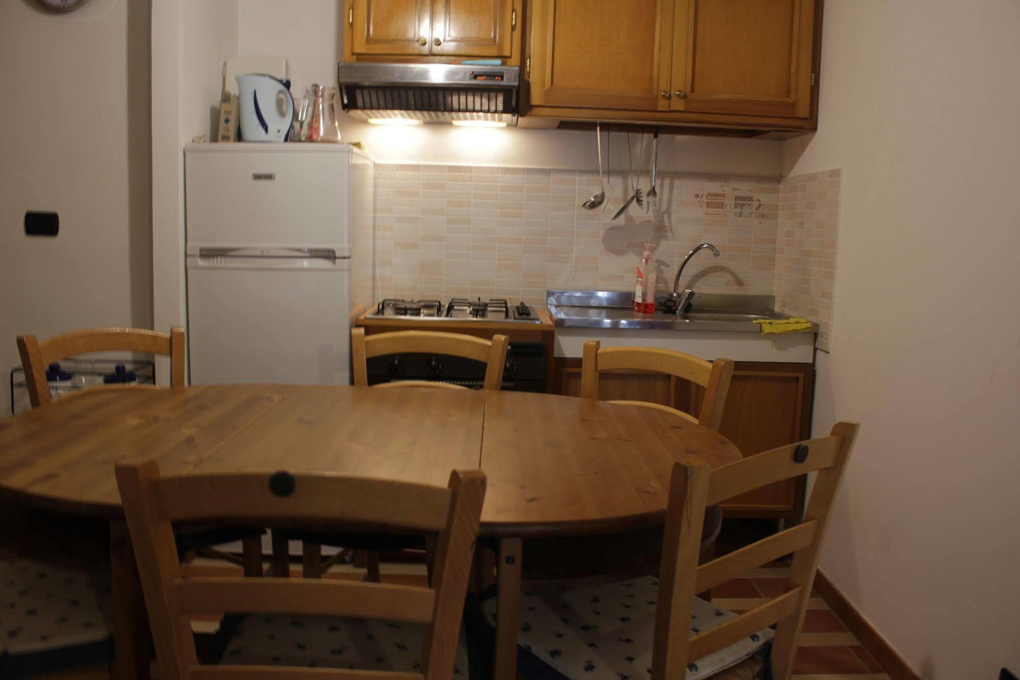 الشقق الفندقية Tourist House Roma المظهر الخارجي الصورة